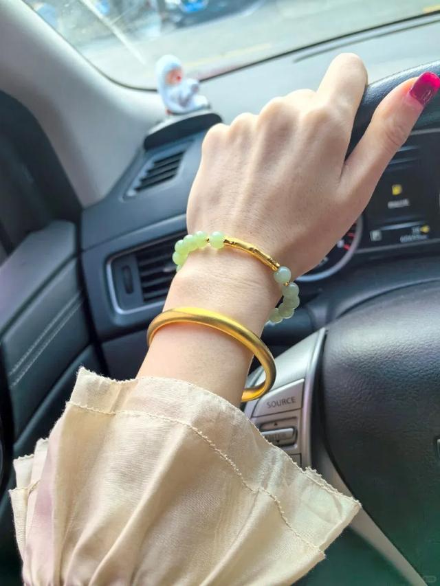 �ƽ��������죬�廨�ǻƽ��7g��5G���� ��ɫС������ű�����