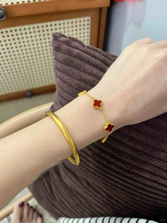 �ƽ��������죬�廨�ǻƽ��7g��5G���� ��ɫС������ű�����