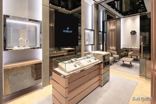 HUBLOT����Ͼ��»��㳡ר����ʢ��Ļ �̵��ٻ�����ھ�